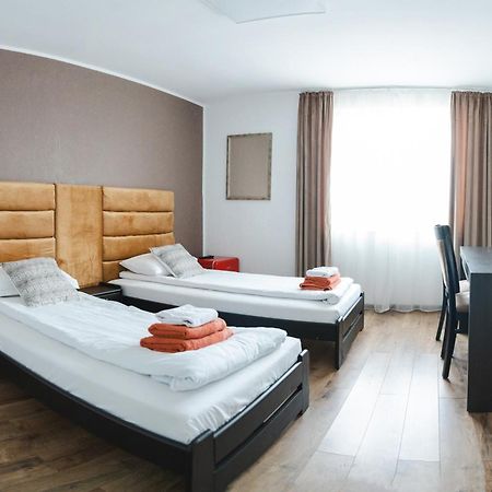 Myda Hotell Apahida Eksteriør bilde