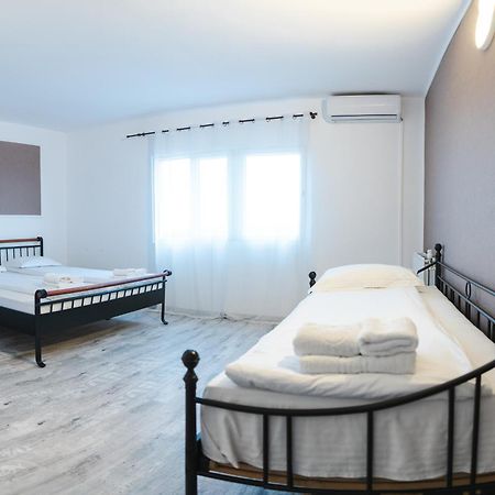 Myda Hotell Apahida Eksteriør bilde