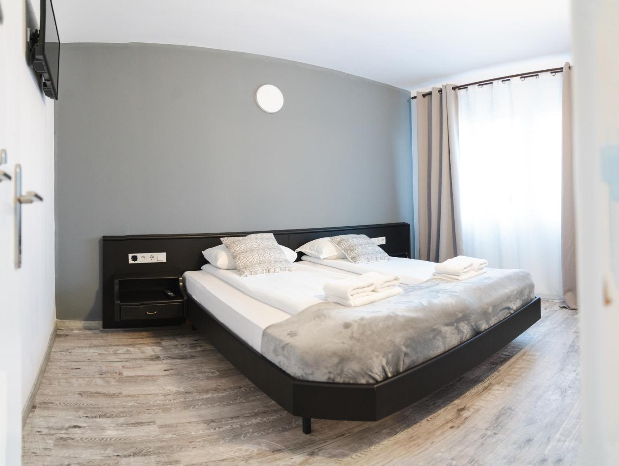 Myda Hotell Apahida Eksteriør bilde