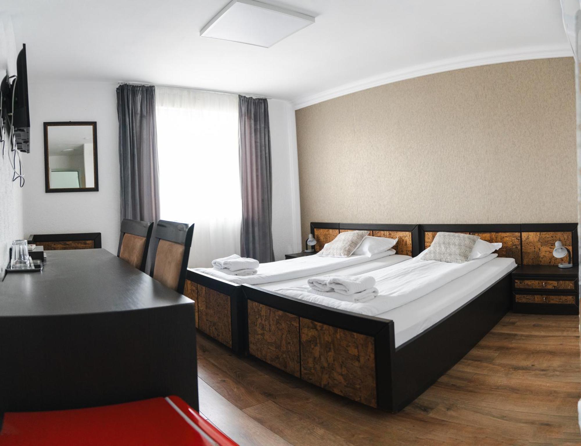 Myda Hotell Apahida Eksteriør bilde
