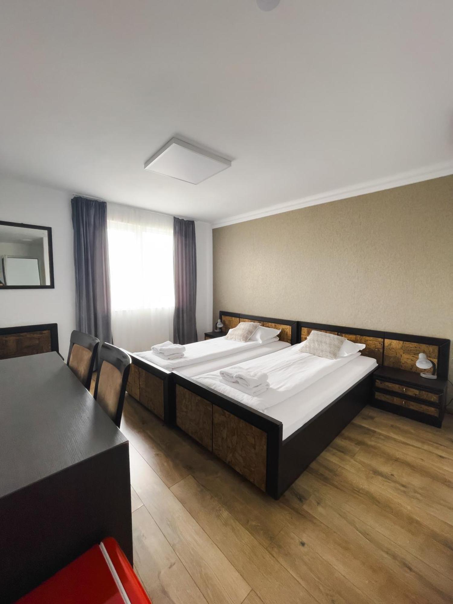 Myda Hotell Apahida Eksteriør bilde